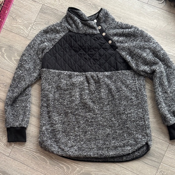 Sweaters - Women's Black and Gray Quilted Sweater